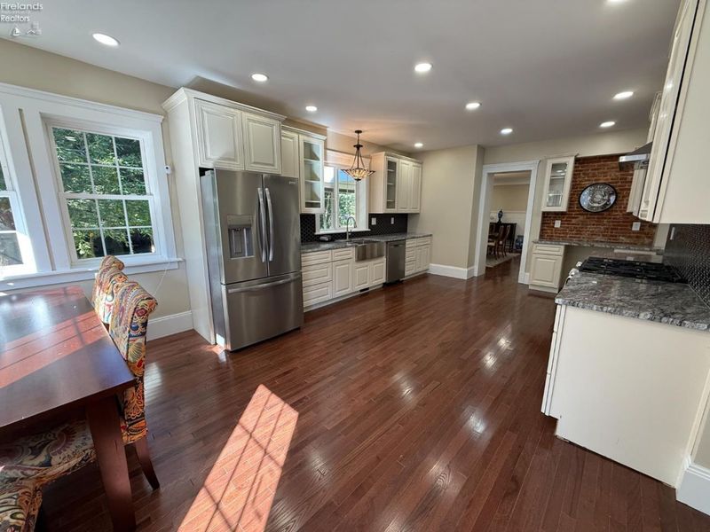 157 W Main Street, Norwalk, OH 44857 Photo 5