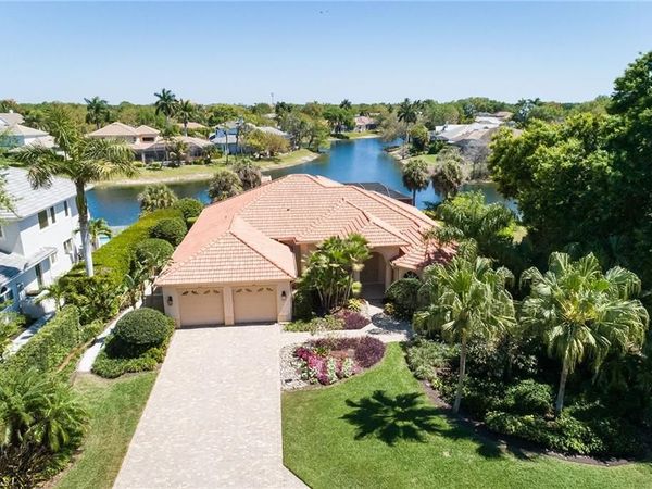 7565 Cordoba CIR, NAPLES, FL 34109