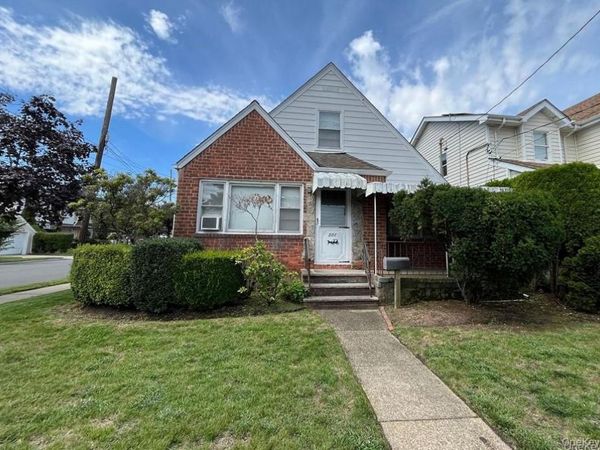 501 New Hyde Park Road , New Hyde Park, NY 11040