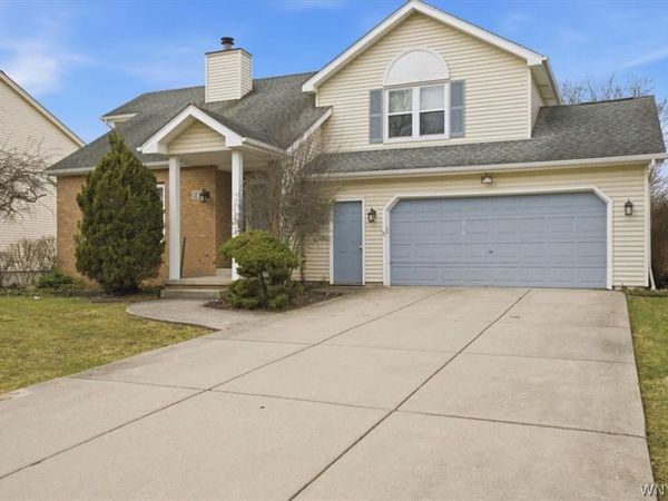 123 Larkspur Lane , Buffalo, NY 14228