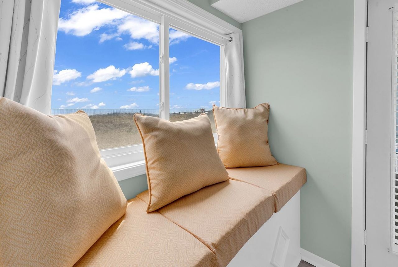 1311 S Ocean Blvd. Photo 16