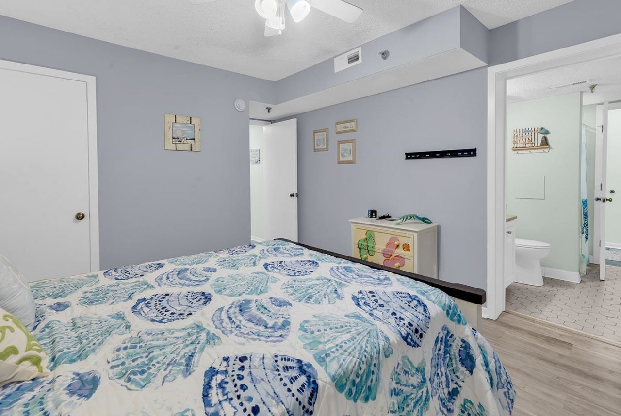 1311 S Ocean Blvd. Photo 24