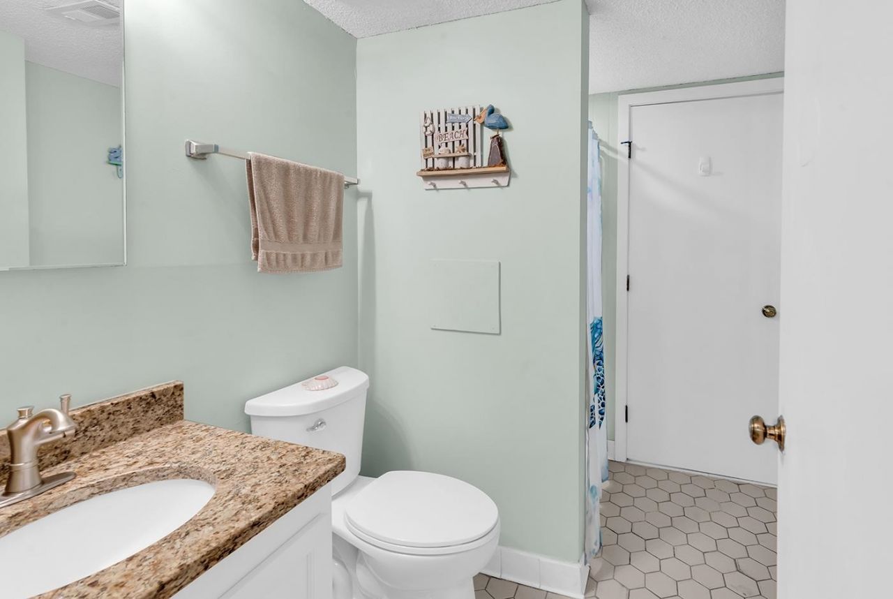 1311 S Ocean Blvd. Photo 27