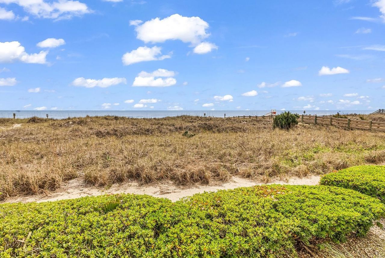 1311 S Ocean Blvd. Photo 30