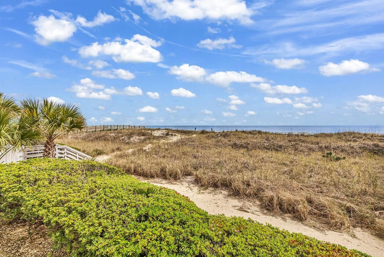 1311 S Ocean Blvd. Photo 31