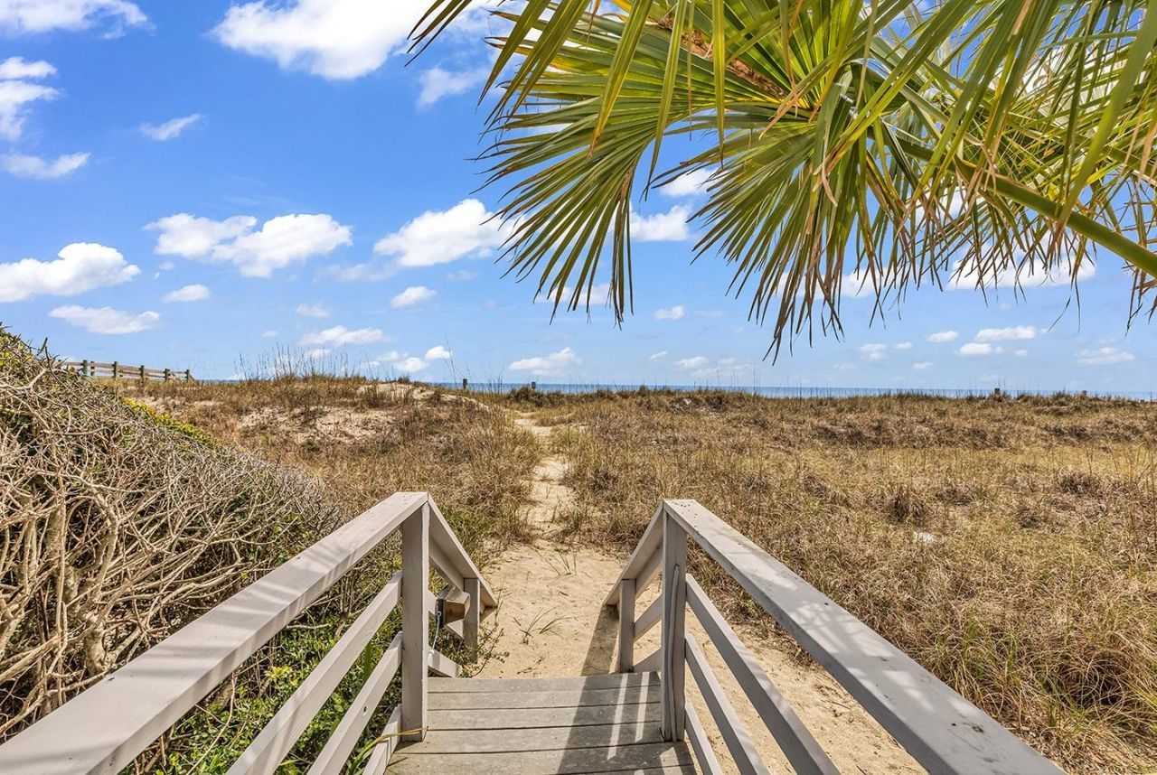 1311 S Ocean Blvd. Photo 33