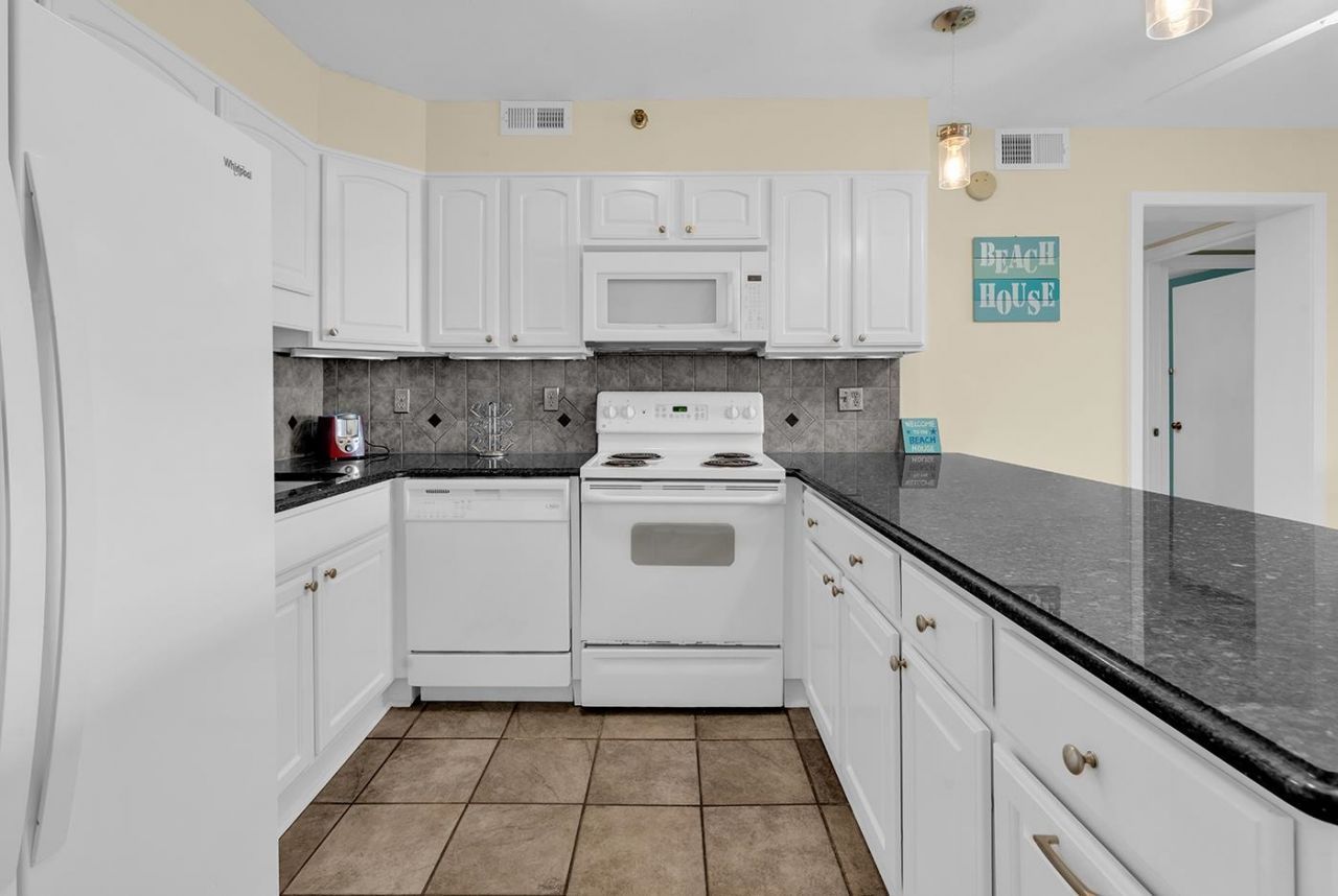 1311 S Ocean Blvd. Photo 7