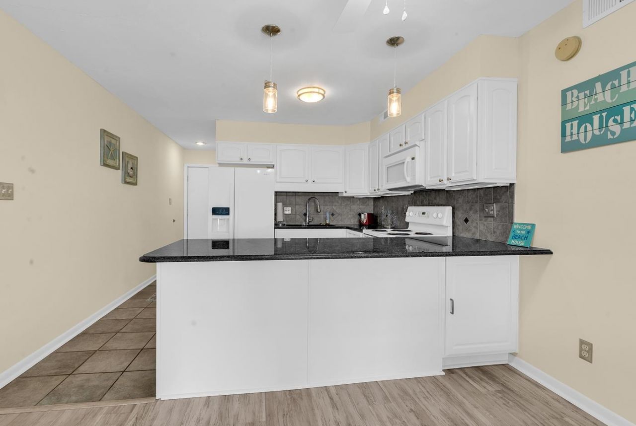 1311 S Ocean Blvd. Photo 9