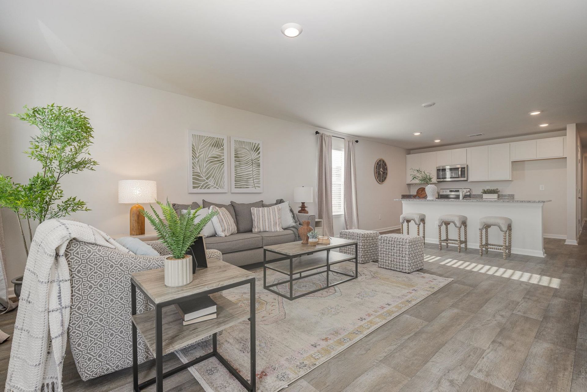 408 Flank St.  Photo 14