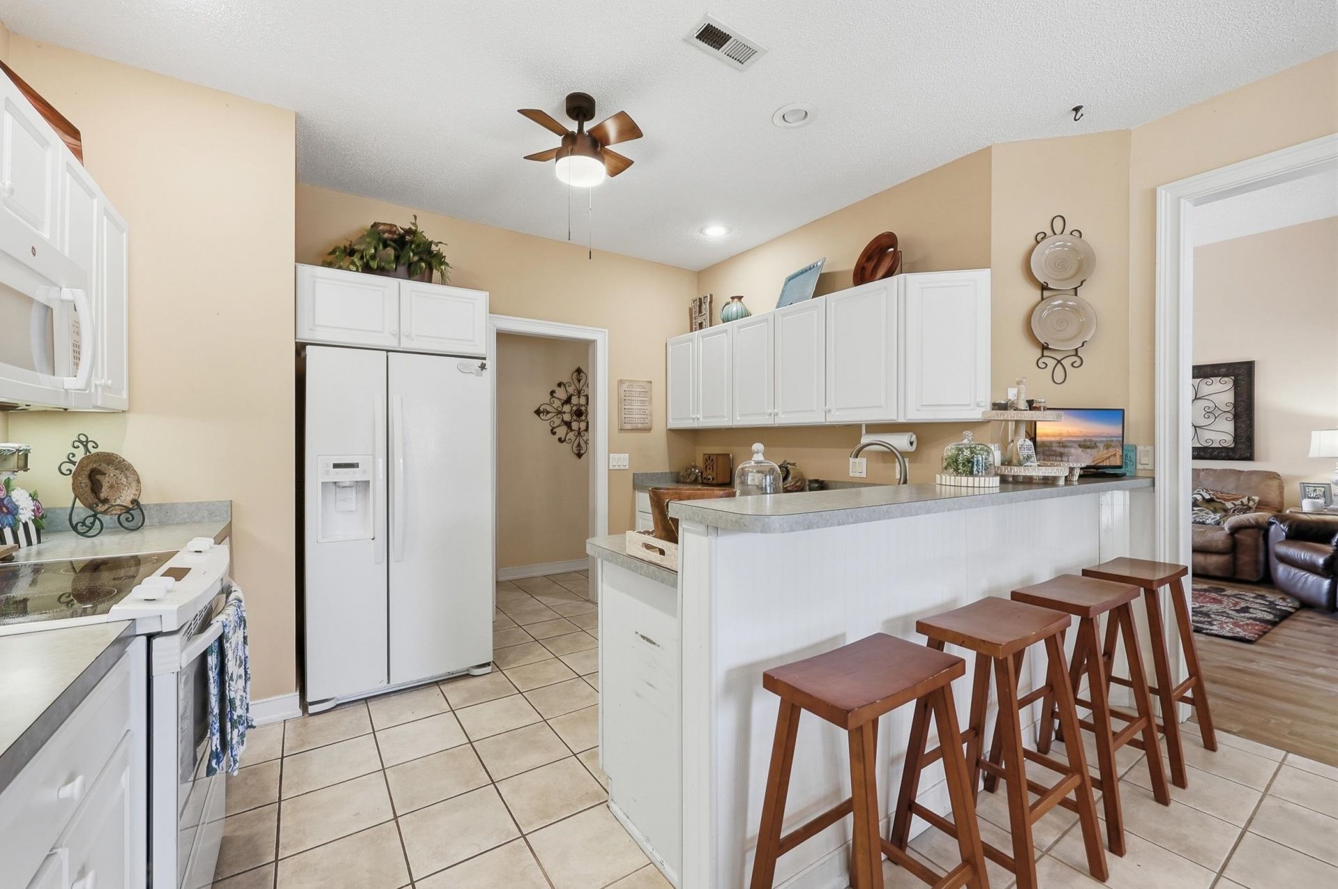 4447 River Rd. Photo 10