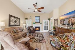 4447 River Rd. photo 4