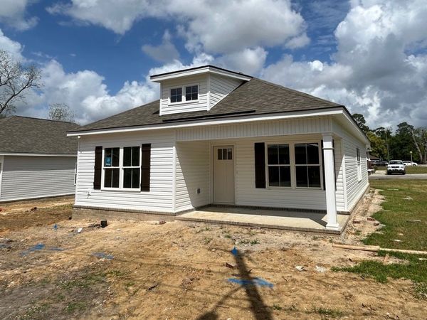 2 Roundtree Street, Statesboro, GA 30458