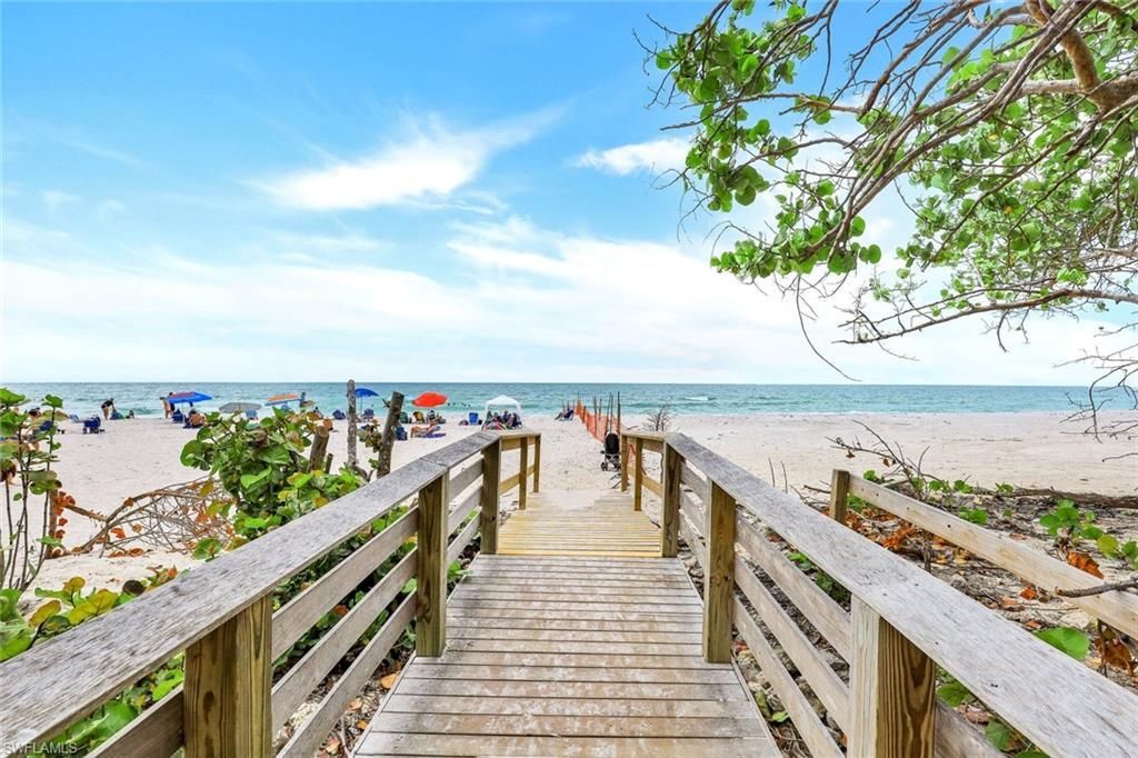 5 Bluebill Ave, Unit 410, Naples, FL 34108 Photo