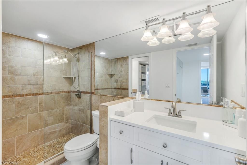 5 Bluebill Ave, Unit 410, Naples, FL 34108 Photo