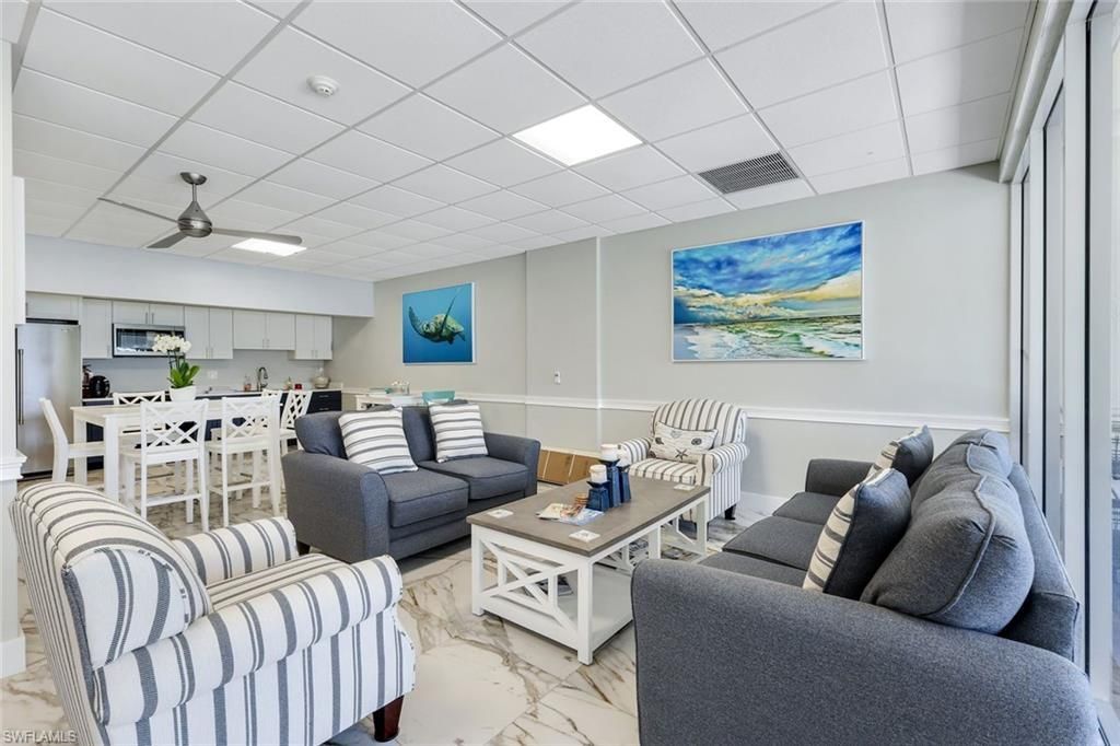 5 Bluebill Ave, Unit 410, Naples, FL 34108 Photo