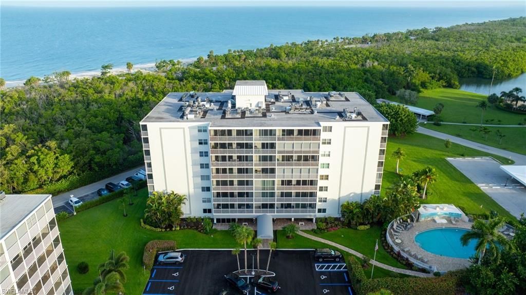 5 Bluebill Ave, Unit 410, Naples, FL 34108 Photo