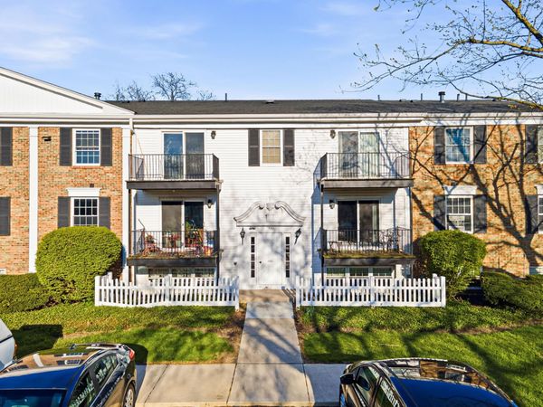 1490 Slade Avenue , Unit 202, Columbus, OH 43235