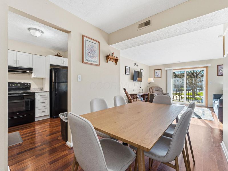 1490 Slade Avenue , Unit 202, Columbus, OH 43235 Photo 10