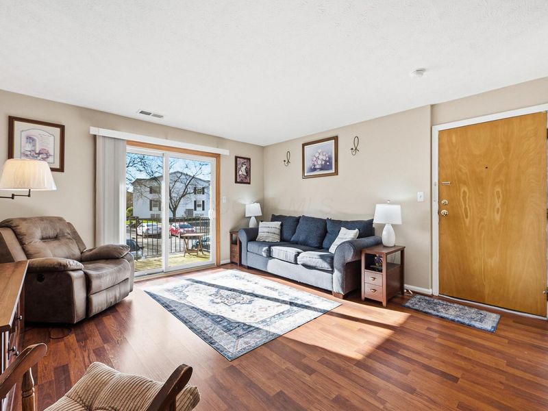 1490 Slade Avenue , Unit 202, Columbus, OH 43235 Photo 6