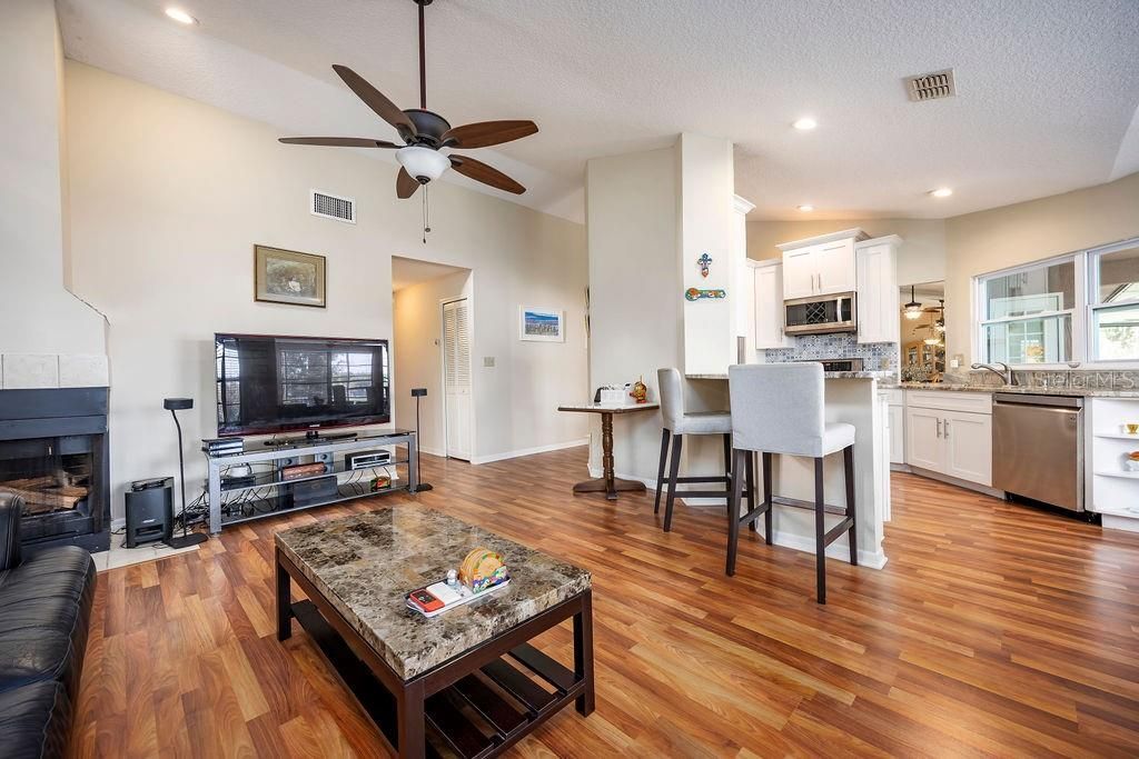 8701 Rose Pointe Court, Orlando, FL 32835 Photo