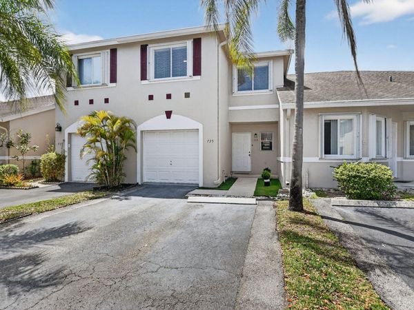735 NW 42nd Place, Deerfield Beach, FL 33064
