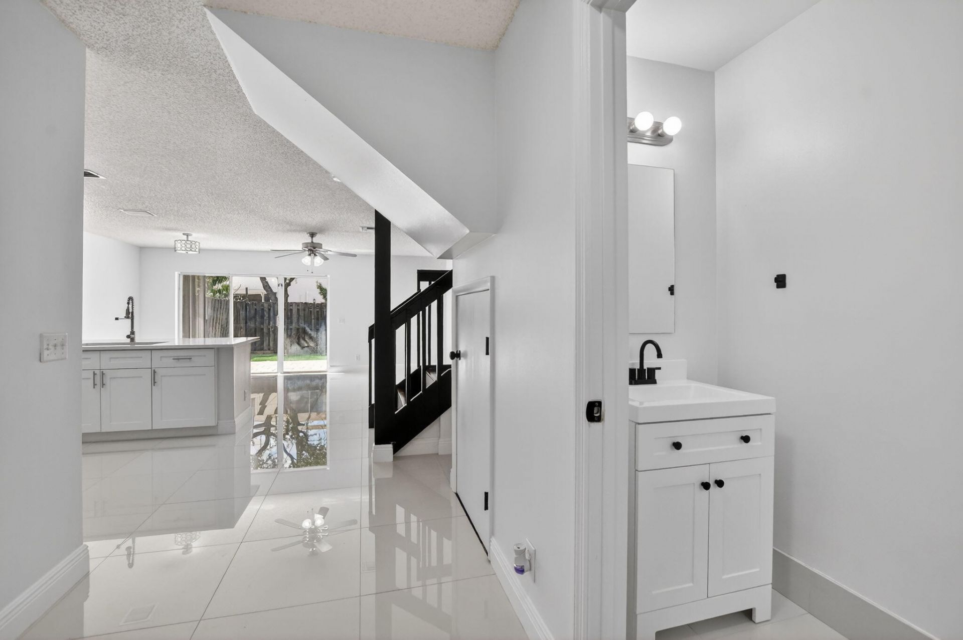 735 NW 42nd Place, Deerfield Beach, FL 33064 Photo