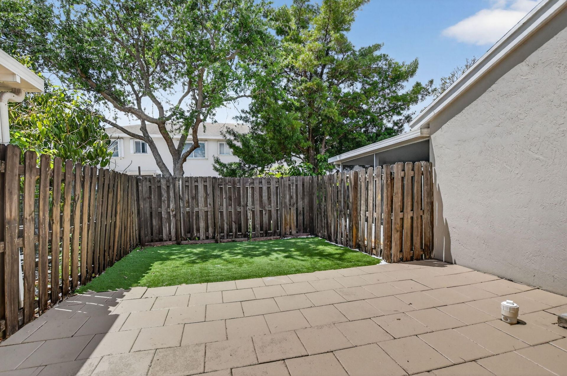 735 NW 42nd Place, Deerfield Beach, FL 33064 Photo