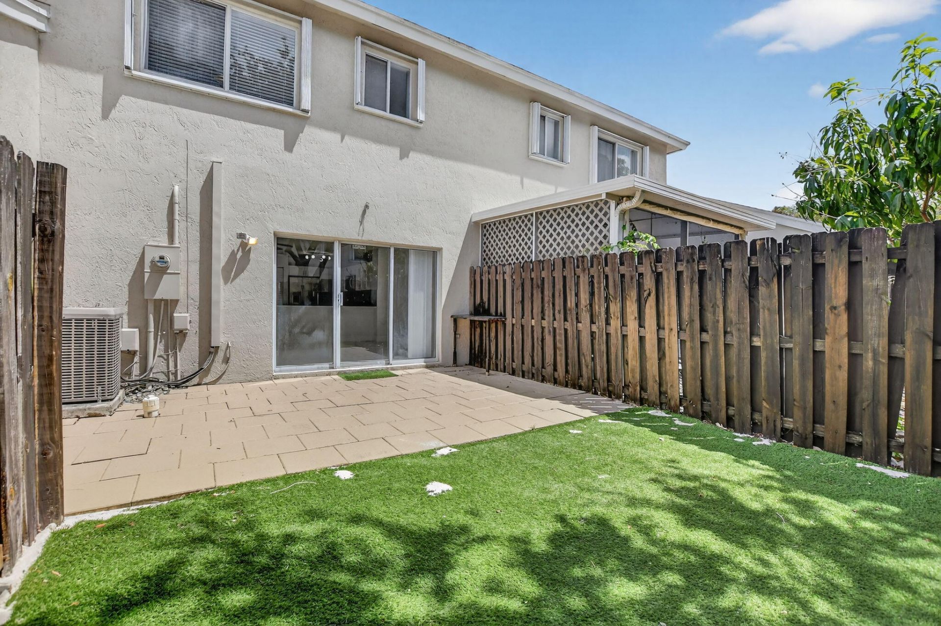 735 NW 42nd Place, Deerfield Beach, FL 33064 Photo