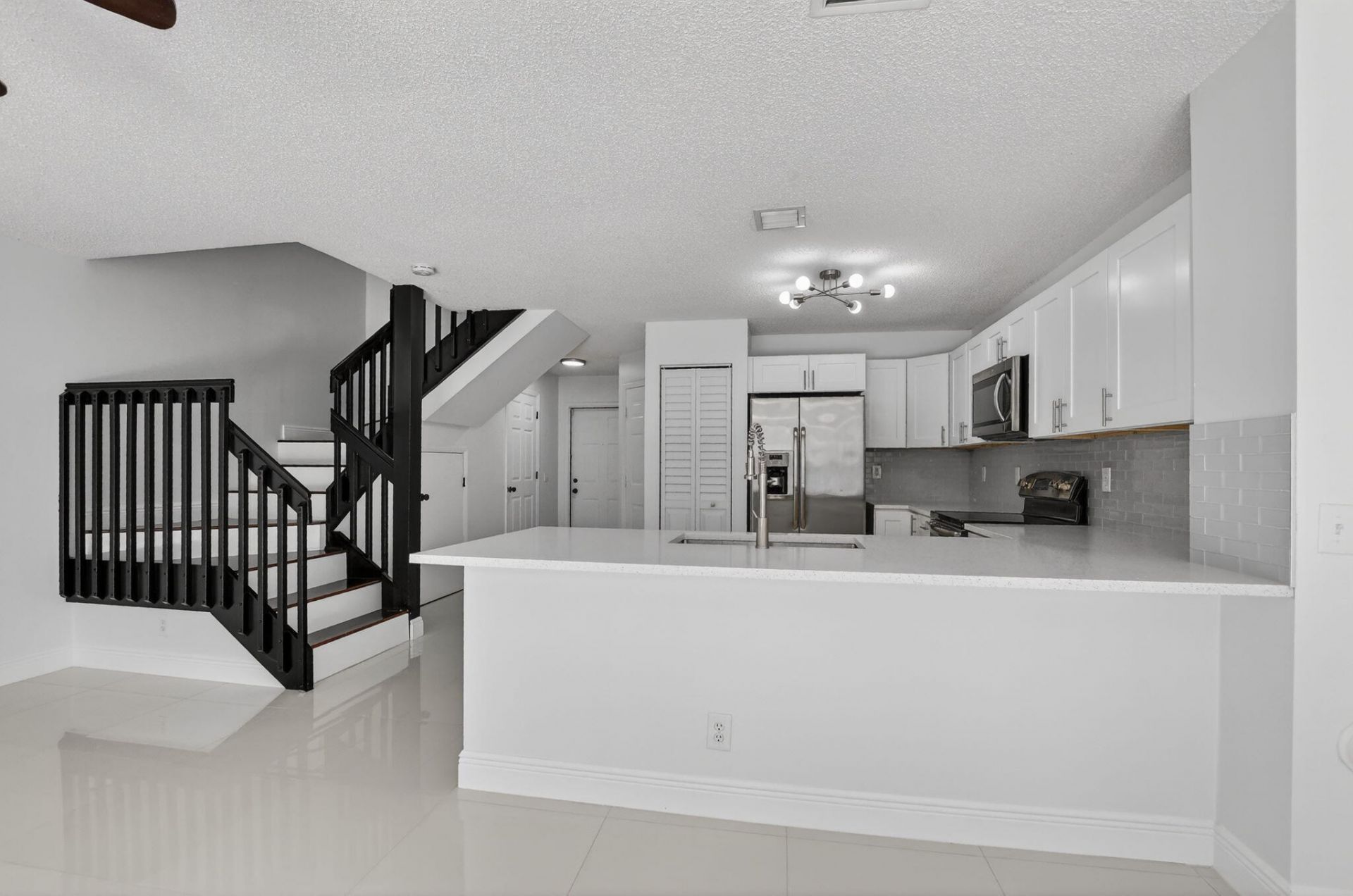 735 NW 42nd Place, Deerfield Beach, FL 33064 Photo