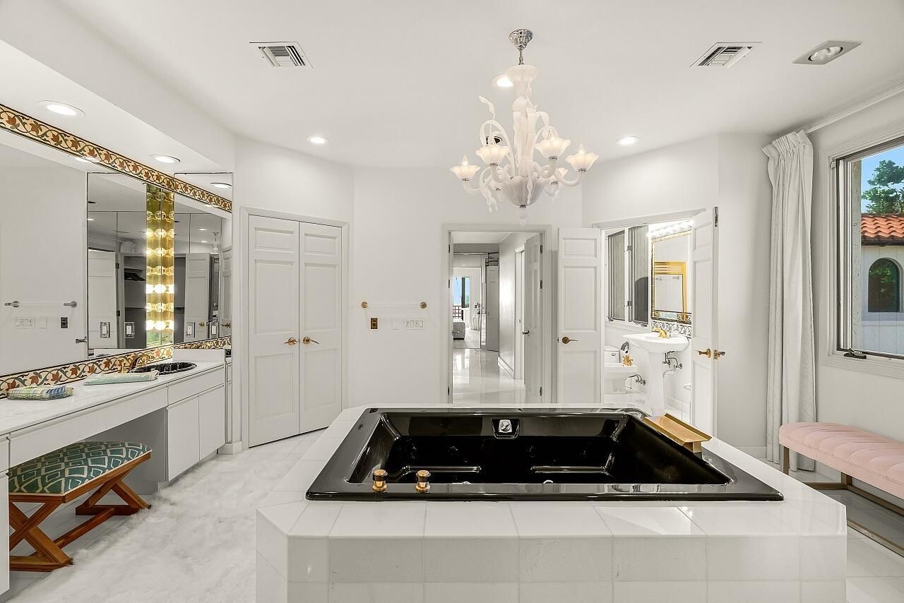 1 Ocean Lane, Manalapan, FL 33462 Photo