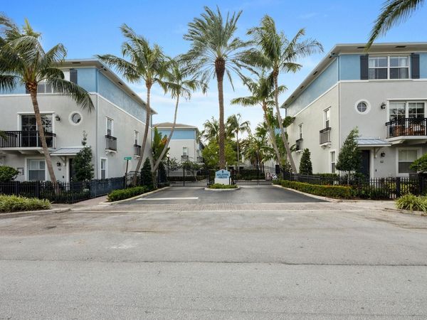 58 Atlantic Grove Way, Delray Beach, FL 33444