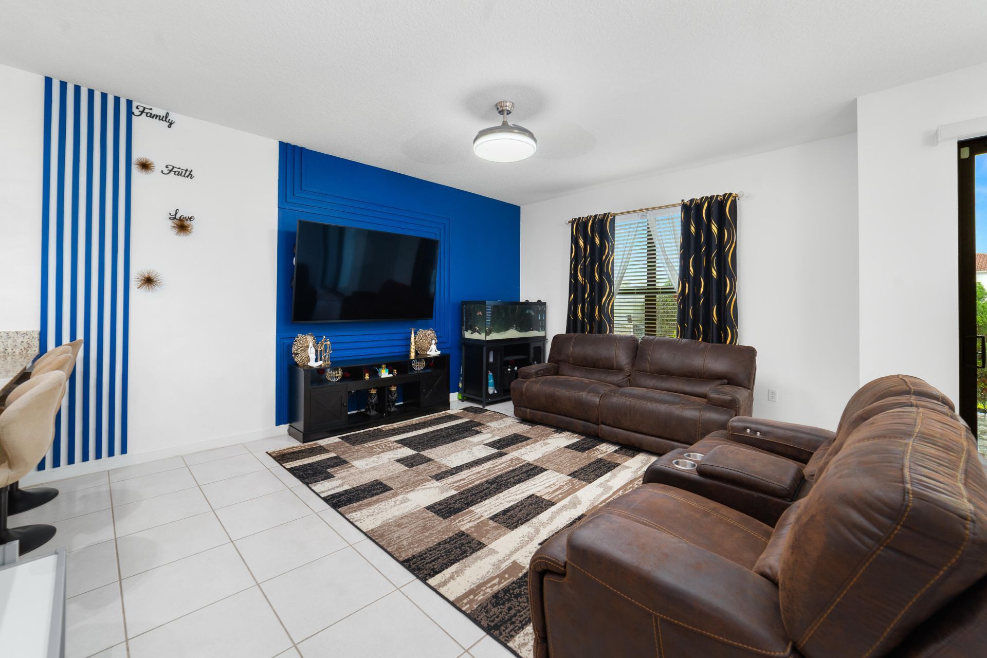 2024 Sugar Maple Drive, Riviera Beach, FL 33410 Photo