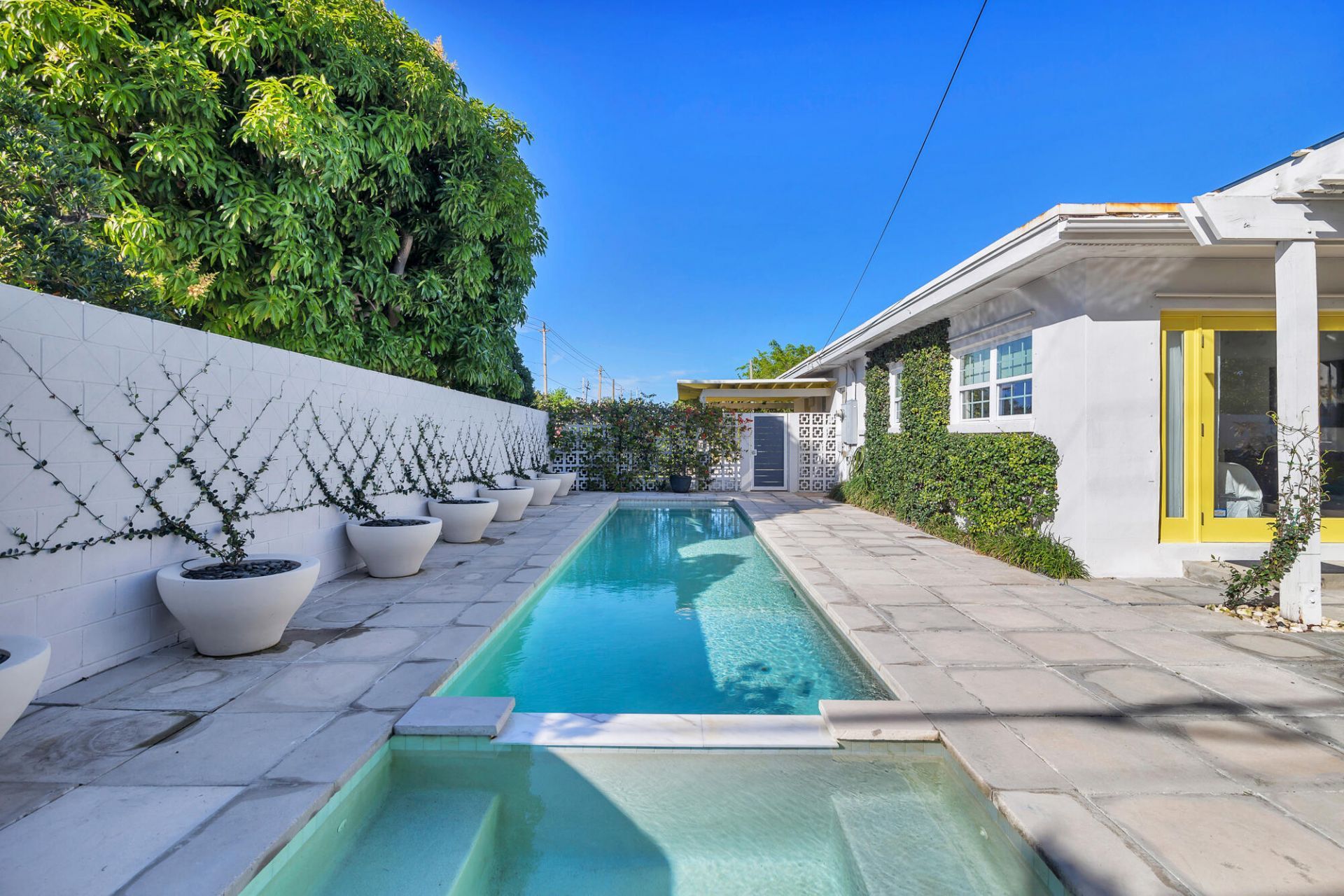 374 Maddock Street, West Palm Beach, FL 33405 Photo