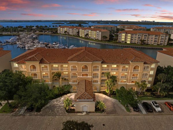 16 W Harbour Isle Dr W W, Unit 303, Fort Pierce, FL 34949