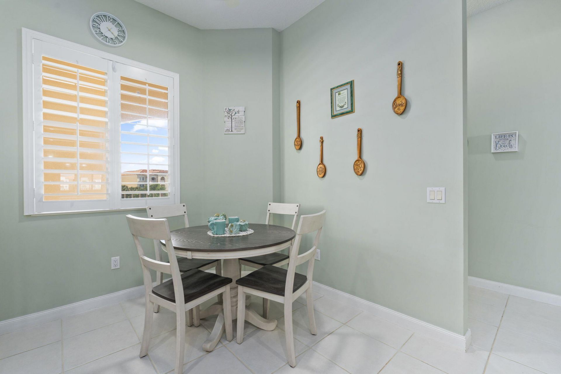 16 Harbour Isle Drive W, Unit 303, Fort Pierce, FL 34949 Photo