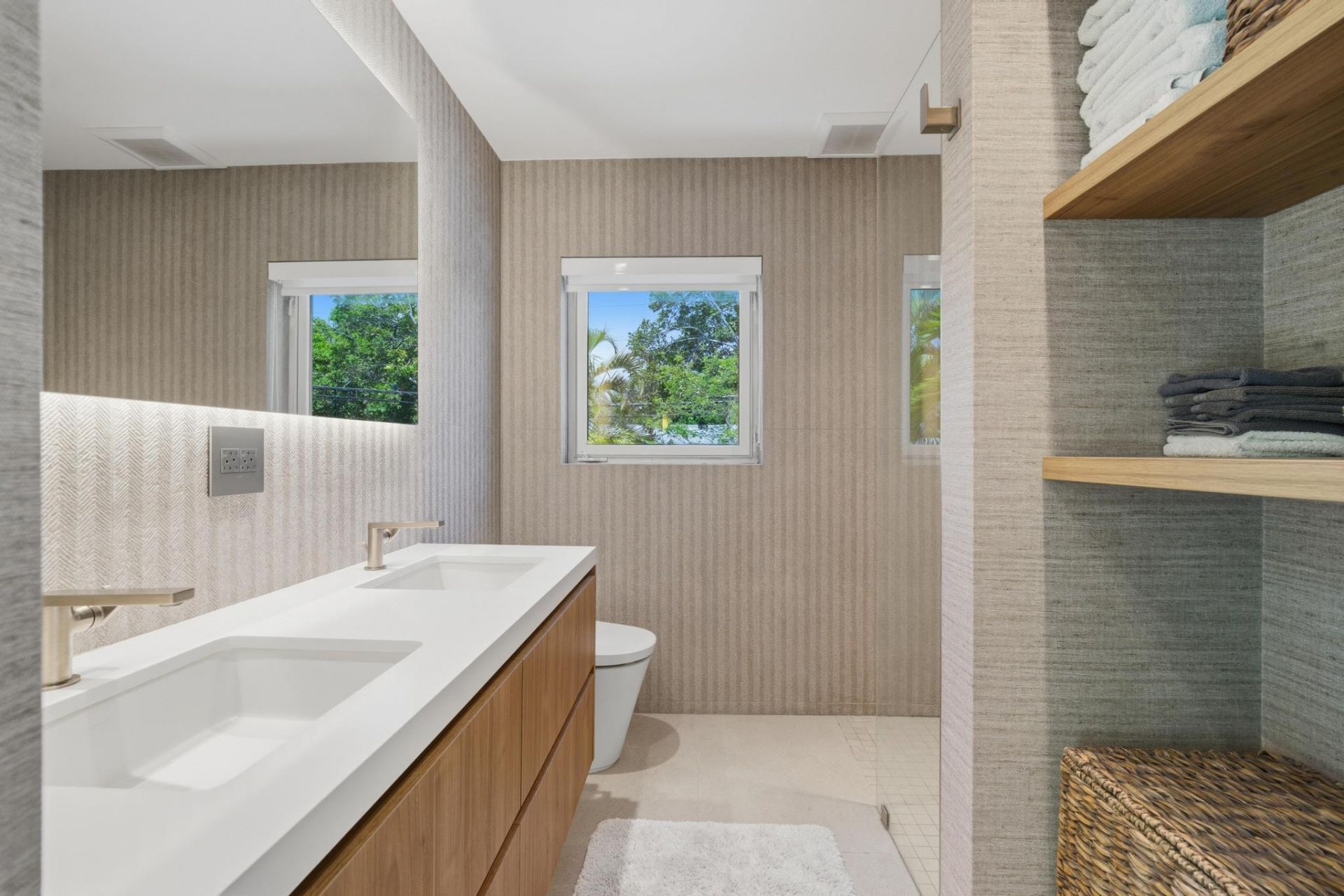 715 N Victoria Park Road, Fort Lauderdale, FL 33304 Photo