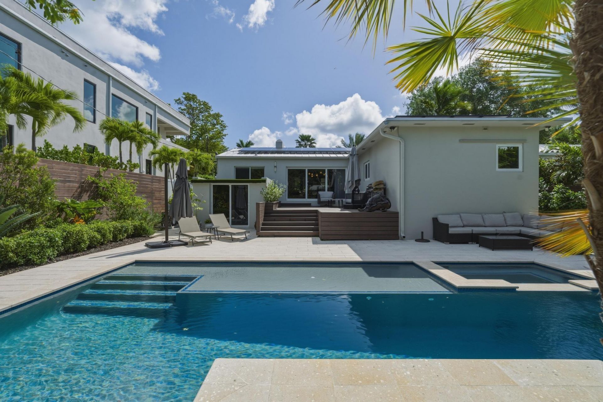 715 N Victoria Park Road, Fort Lauderdale, FL 33304 Photo