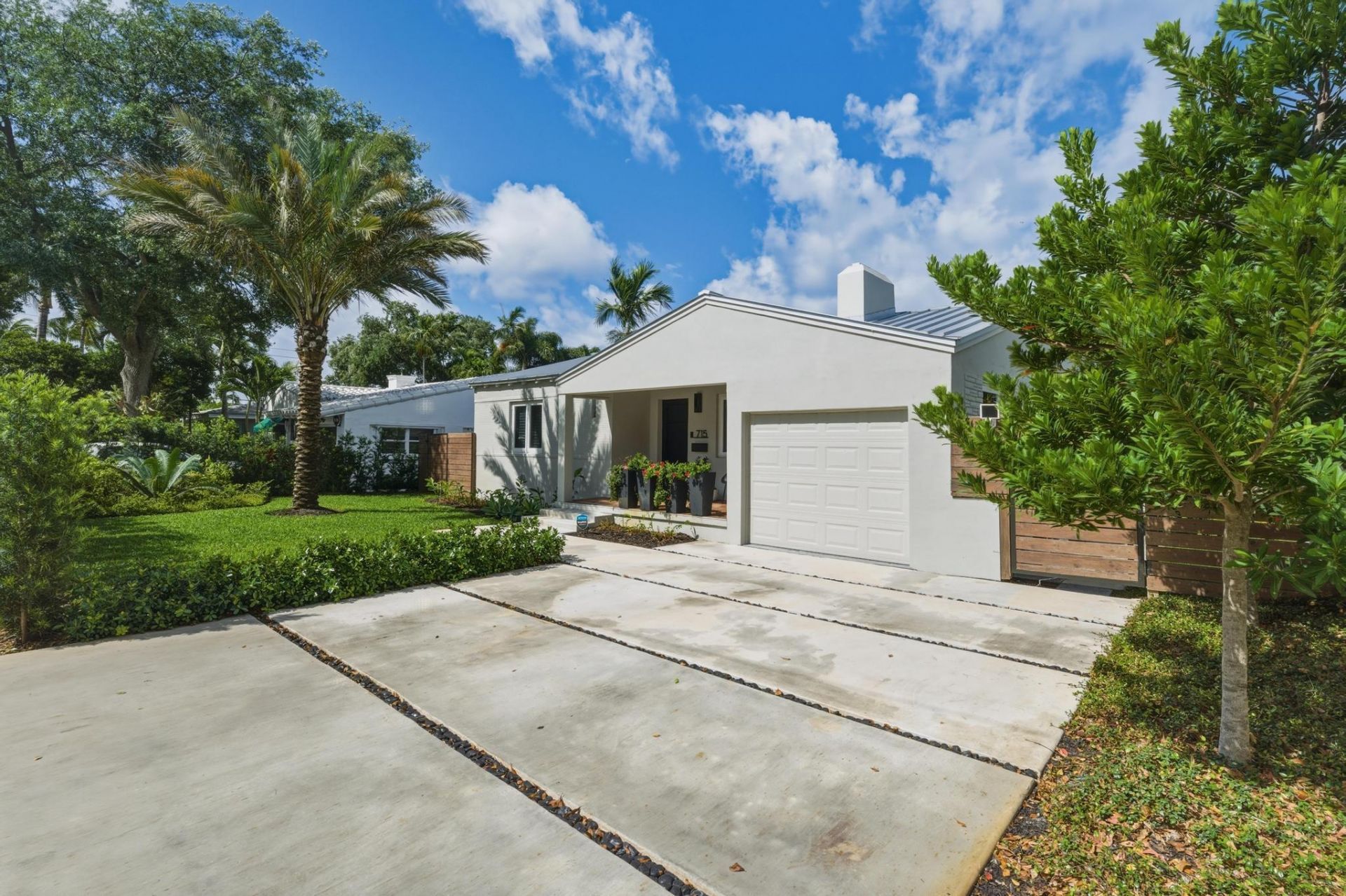 715 N Victoria Park Road, Fort Lauderdale, FL 33304 Photo