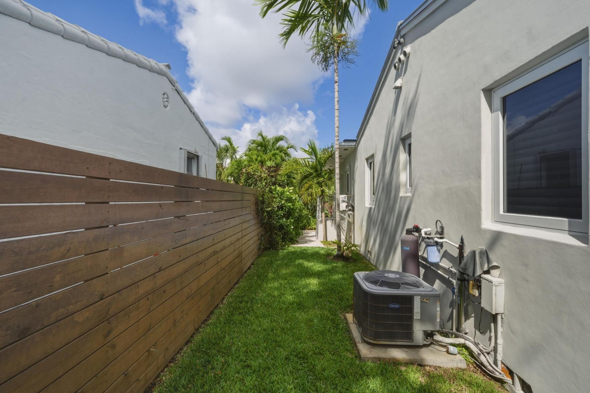 715 N Victoria Park Road, Fort Lauderdale, FL 33304 Photo