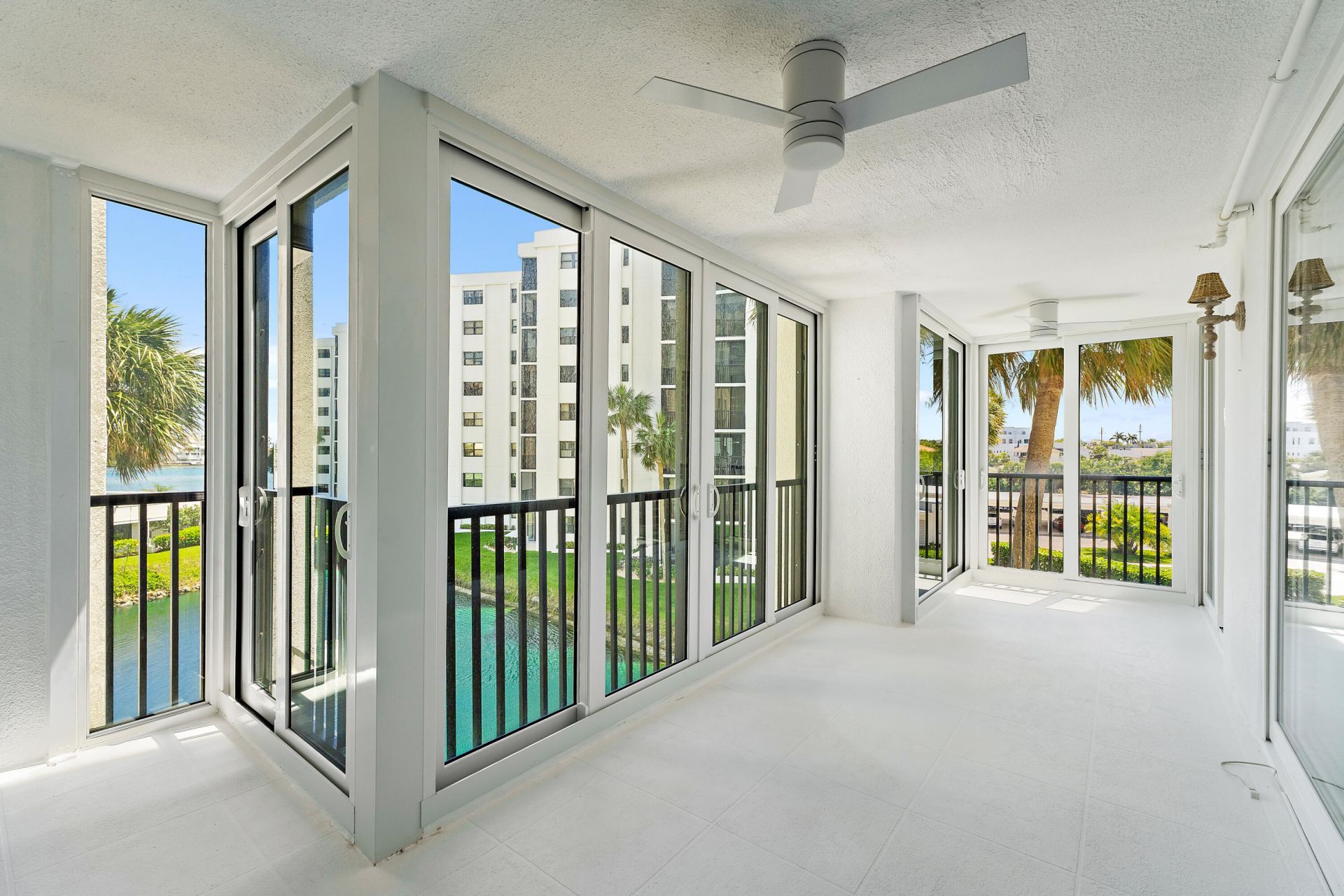 19800 Sandpointe Bay Drive N, Unit 305, Tequesta, FL 33469 Photo