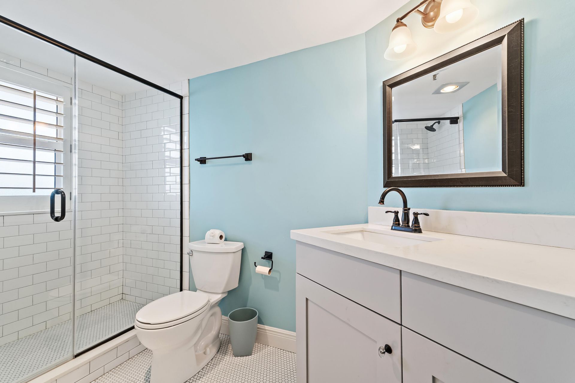 19800 Sandpointe Bay Drive N, Unit 305, Tequesta, FL 33469 Photo