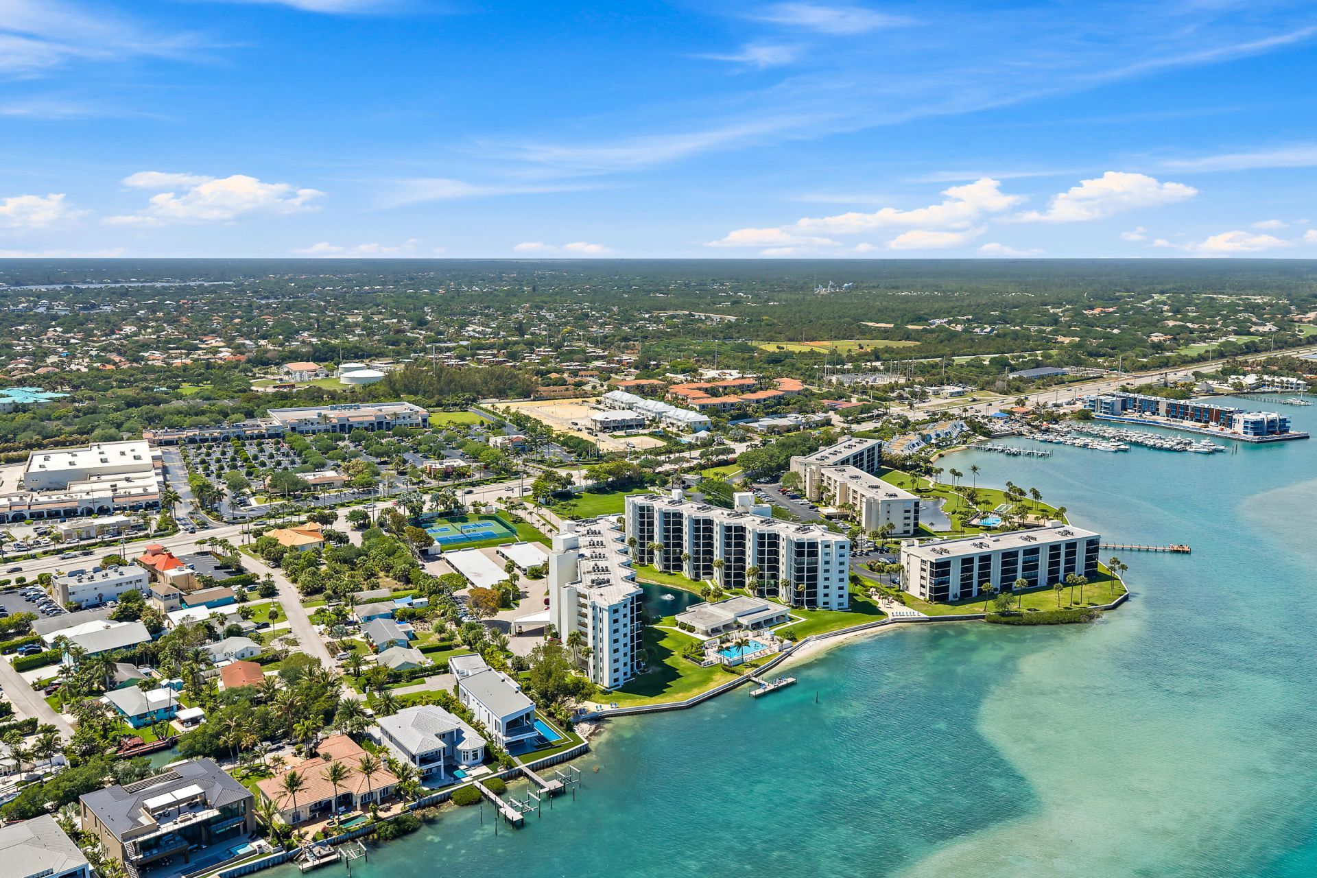 19800 Sandpointe Bay Drive N, Unit 305, Tequesta, FL 33469 Photo