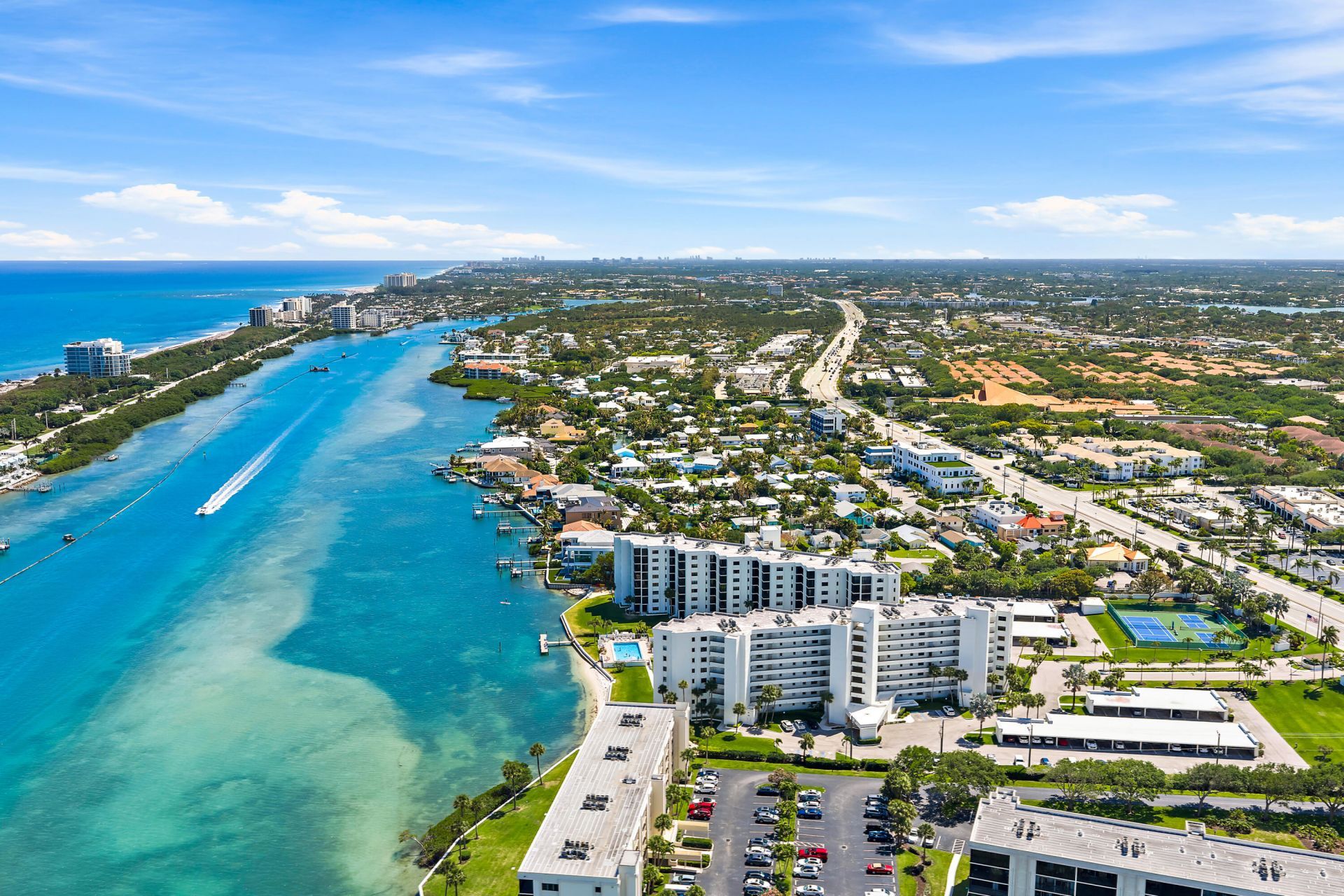 19800 Sandpointe Bay Drive N, Unit 305, Tequesta, FL 33469 Photo