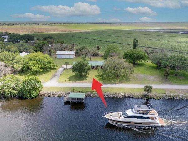 2531 River Road, Moore Haven, FL 33471