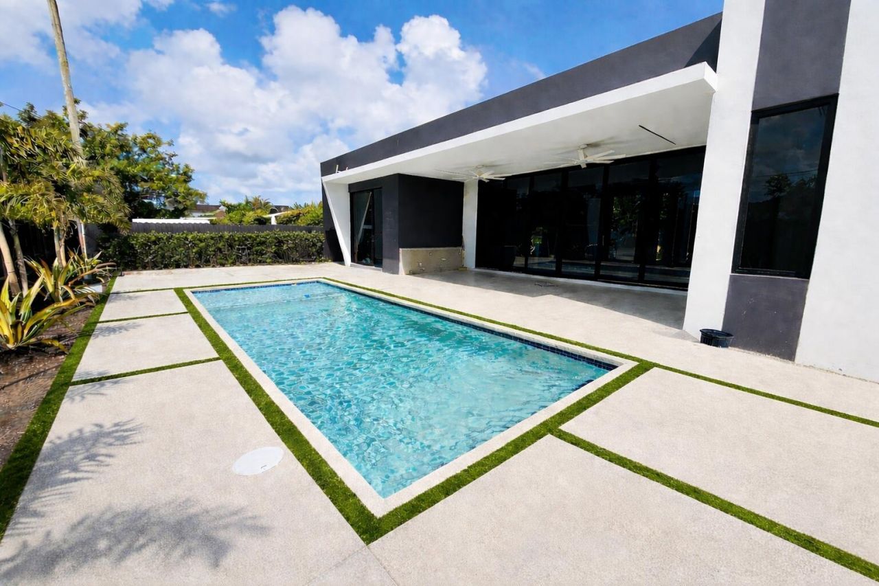 8966 SW 40th Terrace, Miami, FL 33165 Photo
