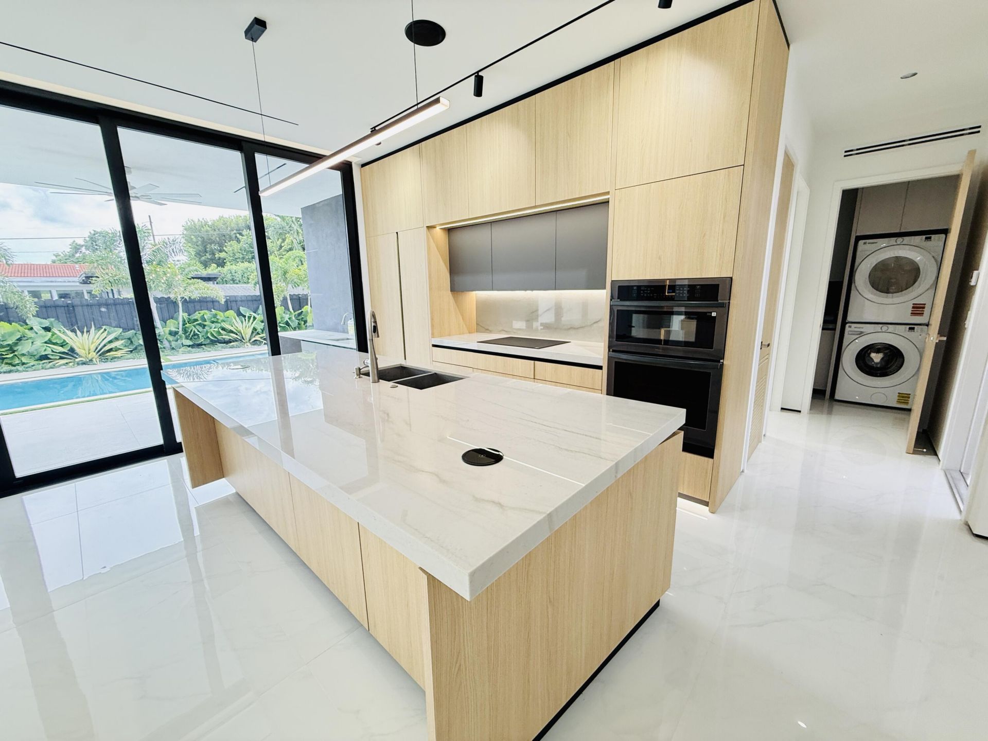 8966 SW 40th Terrace, Miami, FL 33165 Photo