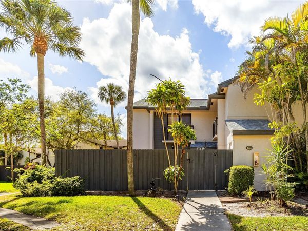 3183 Cocoplum Circle, Unit 3375, Coconut Creek, FL 33063