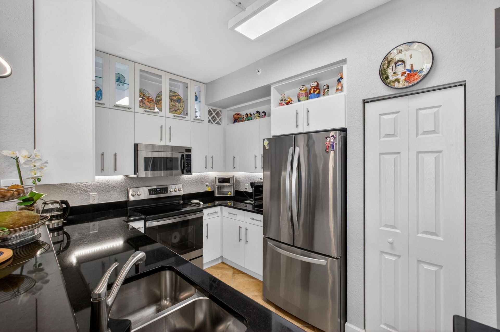 1801 N Flagler Drive, Unit 901, West Palm Beach, FL 33407 Photo