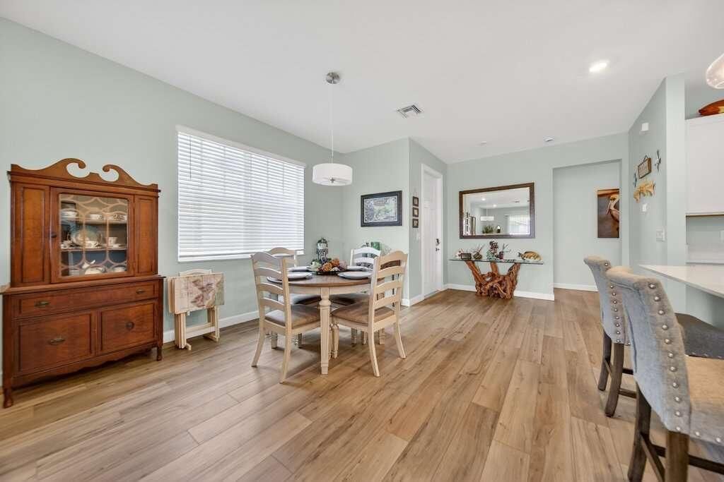 1920 SE Crosswood Way, Port Saint Lucie, FL 34984 Photo