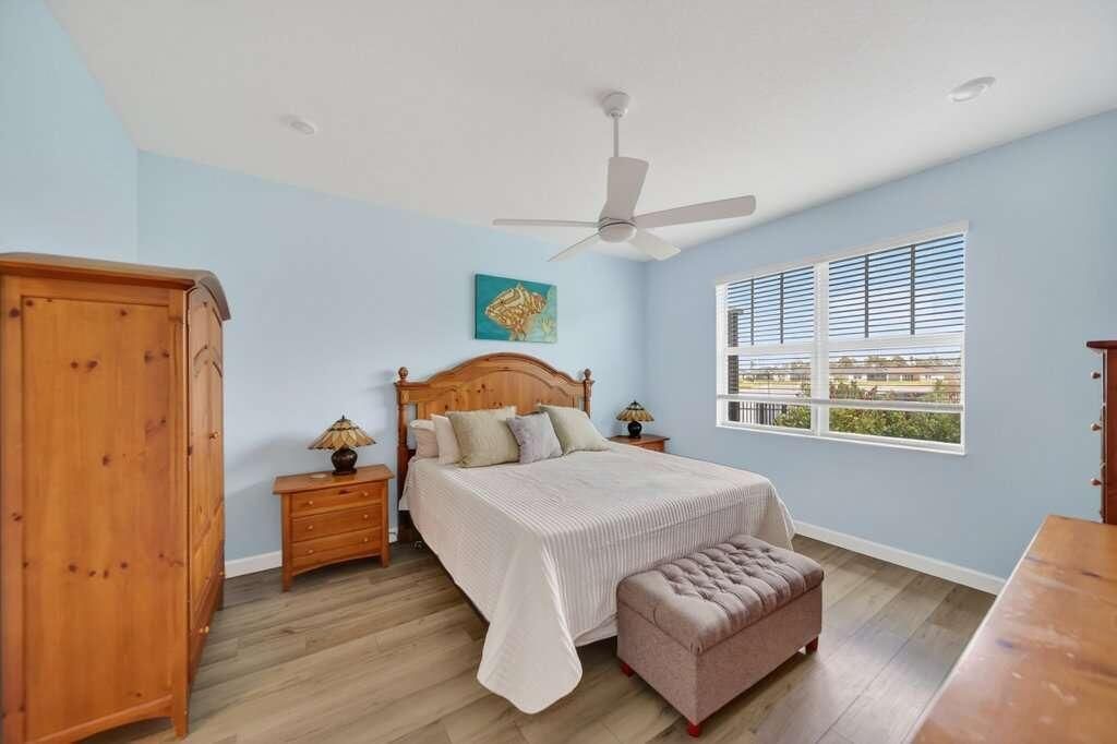 1920 SE Crosswood Way, Port Saint Lucie, FL 34984 Photo